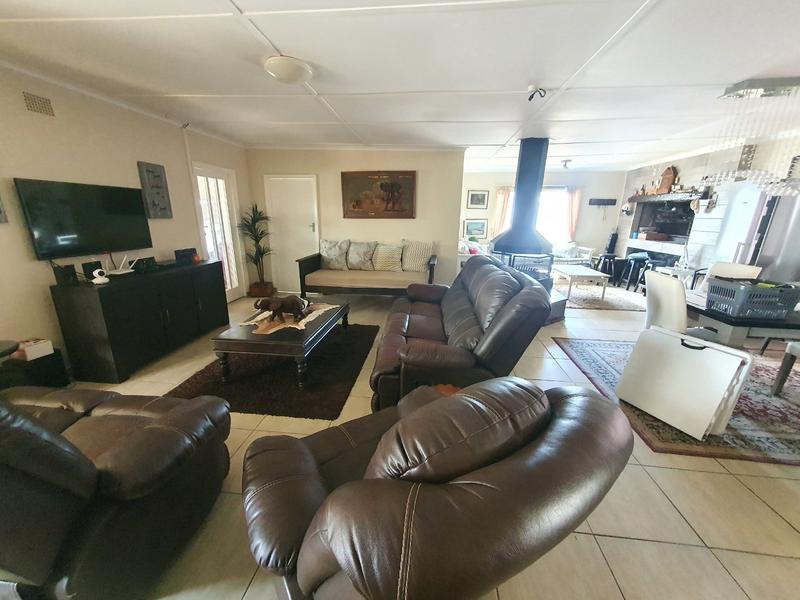 5 Bedroom Property for Sale in Gouritsmond Western Cape